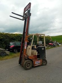 Forklift