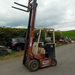Forklift