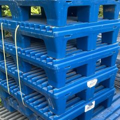 Plastic pallets