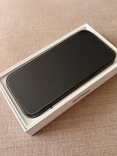iPhone 15 128 GB black unlocked RESERVED