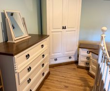 Cream Solid Oak Bedroom Furniture Set