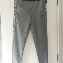 New Under Armour size L (12-13 years)