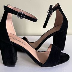Size 7 Ladies Black Suede Heels by Boohoo
