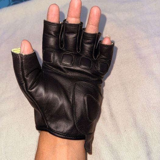cowhide leather gloves