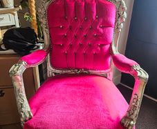 Boutique chair