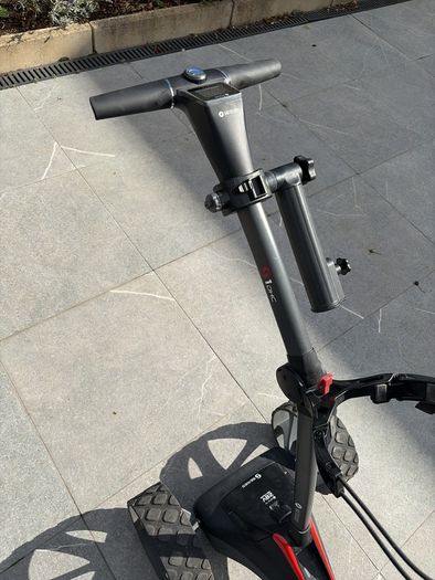 Motocaddy S1 DHC Golf Trolley