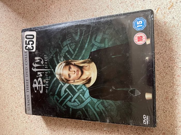 Buffy The Vampire Slayer season 2 and 3