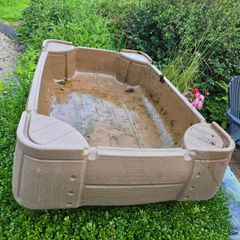 Sand or Water Pit