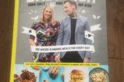 The Daly Dish Synopsis "The Daly Dish: 100 Masso Slimming Meals for Everyday "