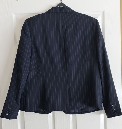 PLUS SIZE (20) Navy Pinstripe Blazer. New
