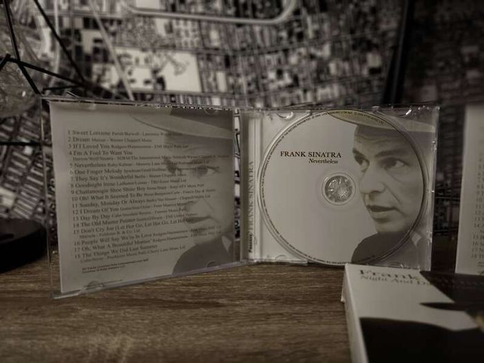 Frank Sinatra ! Night And Day ! Greatest Hits 1940-1952 ! 2 CDs ! 2005 !
