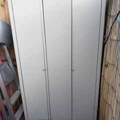 outdoor storage cabinet