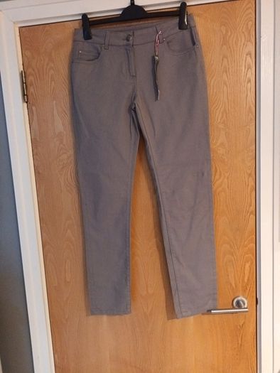 Wallis  Jeans.    S.12   B.N.W.T