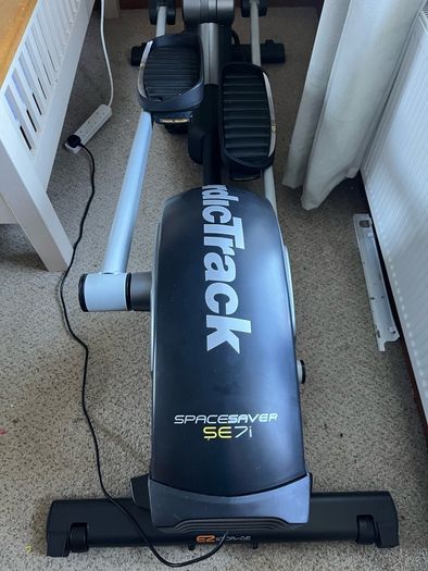 Cross Trainer