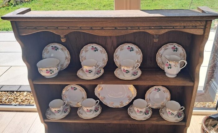 Fine bone china Teaset