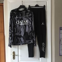 PSG Jordan Mens Tracksuit Black/Grey Size S