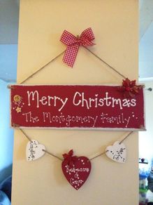 Christmas Family Sign with Hearts
