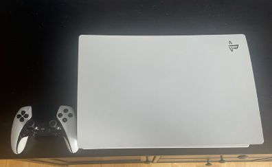 PS5 825GB Digital Edition + DualSense Edge Controller