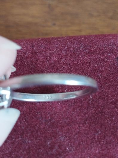 Vintage 925 Sterling Silver CZ Cluster Ring.