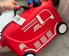 Luggage - Kids Carry On Case & Seat - Fire Engine