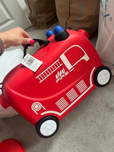 Luggage - Kids Carry On Case & Seat - Fire Engine