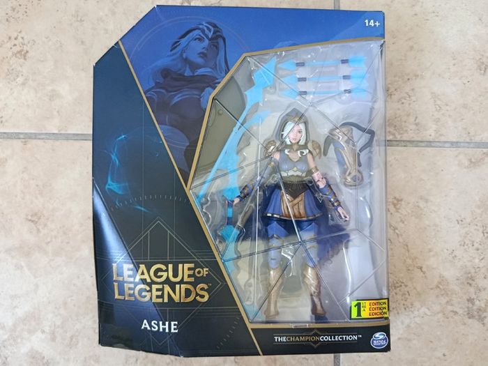 League of Legends - Ashe The Frost Archer Collectible Figure The Champion Collection