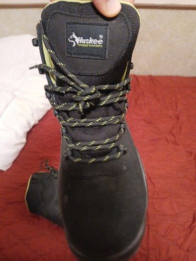 Work boots Brand new Huskee storm steel toe waterproof size 8