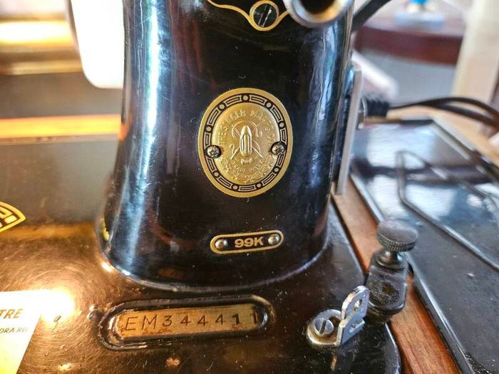 Singer 99k sewing machine