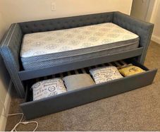 Day bed