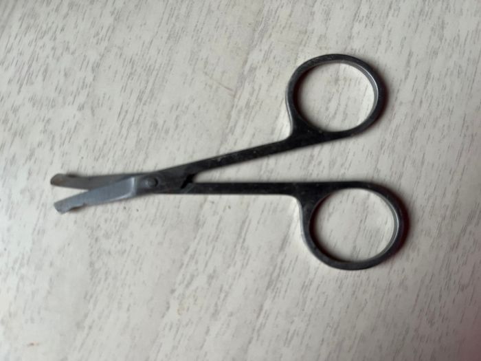 Nose Scissors