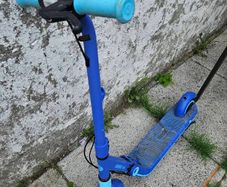 blue Segway Ninebot eKickScooter ZING