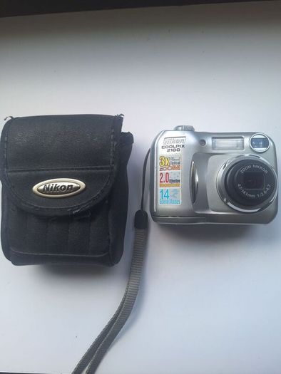 Nikon Coolpix 2100
