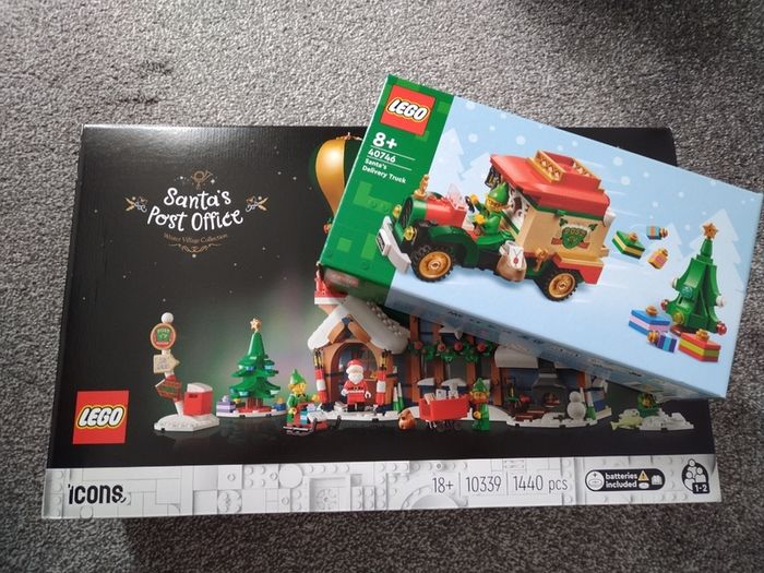 LEGO Christmas/ Winter Village Bundle