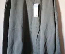 Womens Green Sweatshirt BNWT