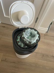 Tommee Tippee nappy bin with 3 refills
