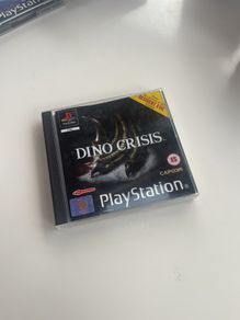 PS1 Dino Crisis