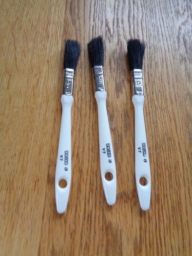 Dosco V7 Pure Brittle 1/2" Paint Brushes x 3 for Sale