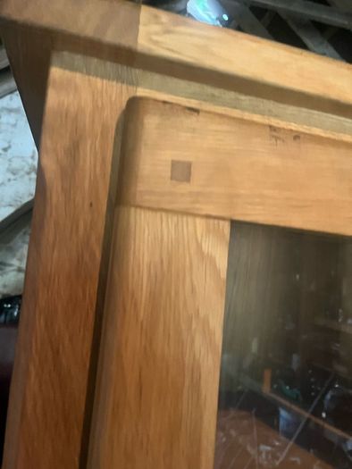 Solid OAK display cabinet.OAK shelves