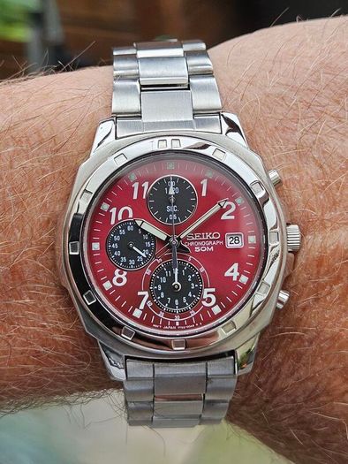 Watch Seiko Chronograph Quartz.