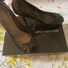 Jones New York Heels