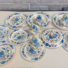 Beautiful Masons Patent Ironstone Fourteen Pieces in the Regency Pattern, Condition Issues, Suitable only for Display or Crafts Such as Jewellery or Mosaic Making