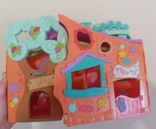 Littlest pet shop toy house