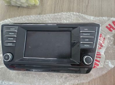 skoda superb B8 radio