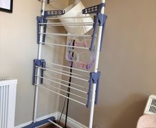 clothes horse