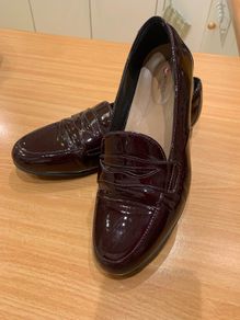 Clarke's burgundy patent leather loafers (U.K. 4)