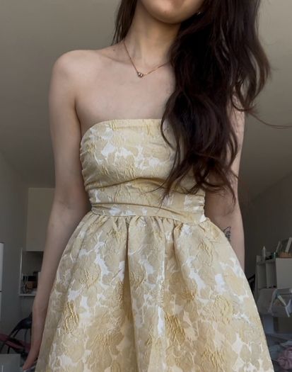 Perfect dress for prom, weddings, and fancy events