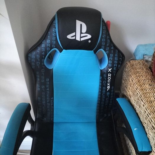 Gaming chair