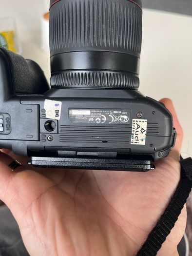 Nikon D5000 DSLR + Fujifilm FinePix 30x Zoom Camera