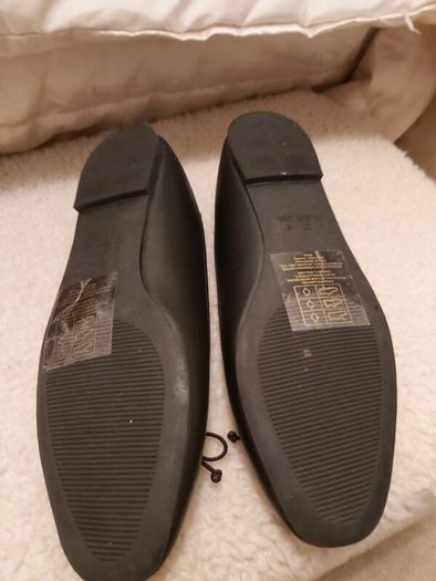 Ladies flats