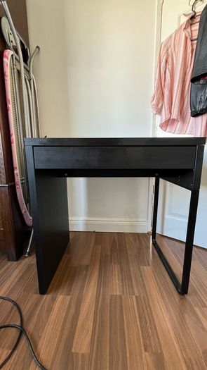Small desk